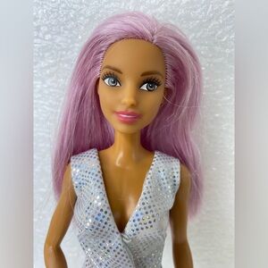 Barbie You Can Be Anything POP STAR Mattel
FXN98 Purple Hair Silver Outfit